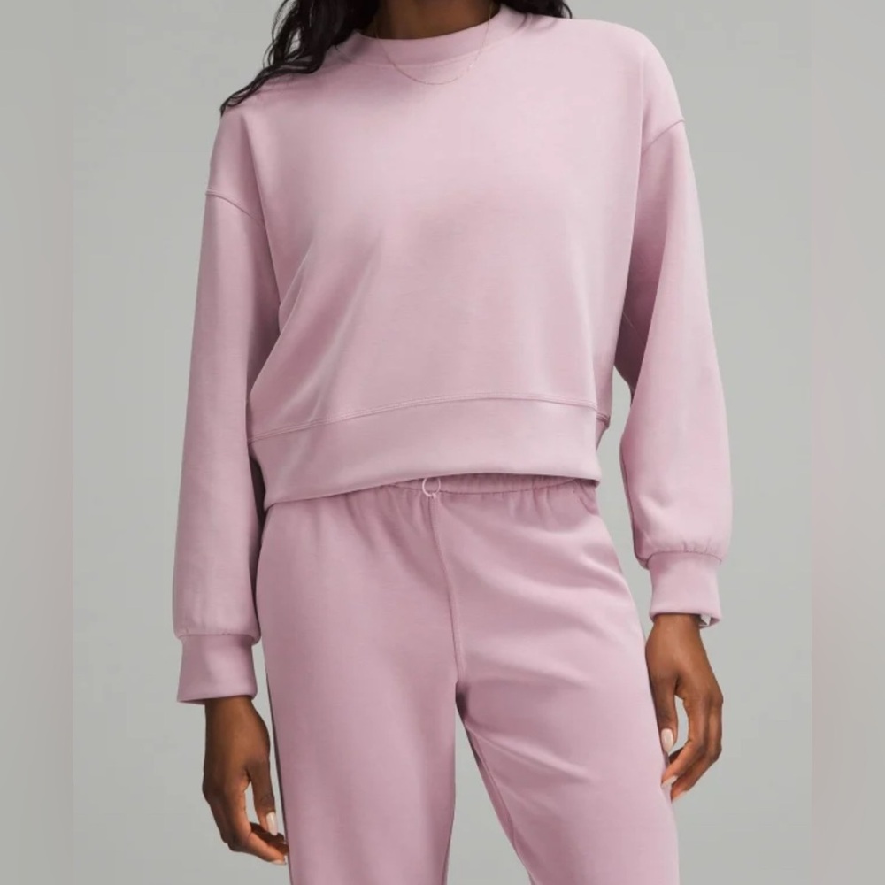 Softstream Perfectly Oversized Cropped Crew in color Rose Blush